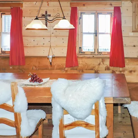 Mit Pool Und Sauna Holiday home *