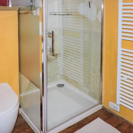Amazing In Breitenfeld With 2 Bedrooms, Sauna&wifi Breitenfeld an der Rittschein