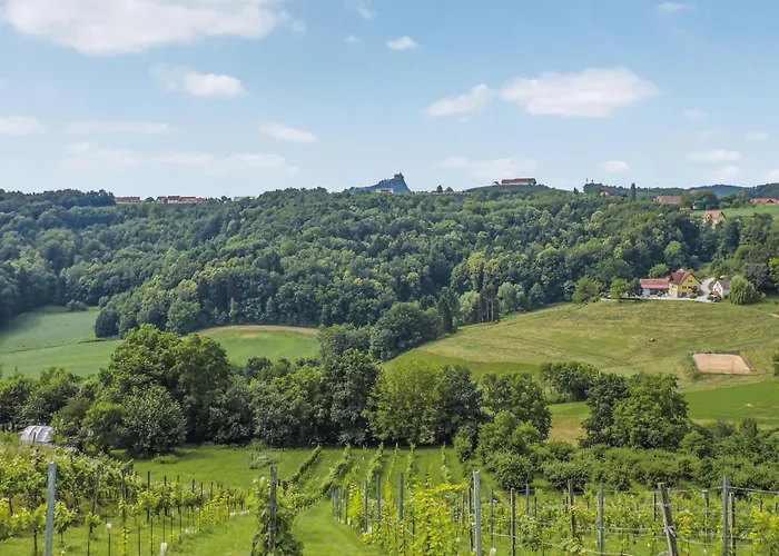 Mit Pool Und Sauna بيت للعطل