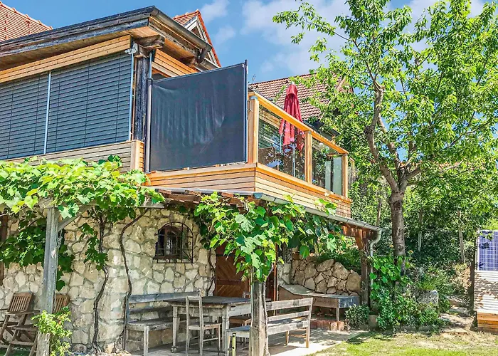 بيت للعطل Mit Pool Und Sauna *