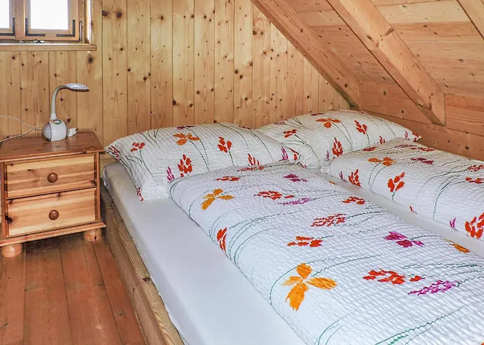 بيت للعطل Mit Pool Und Sauna Breitenfeld an der Rittschein