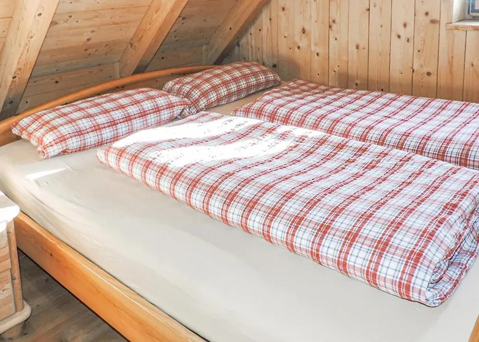 Mit Pool Und Sauna *