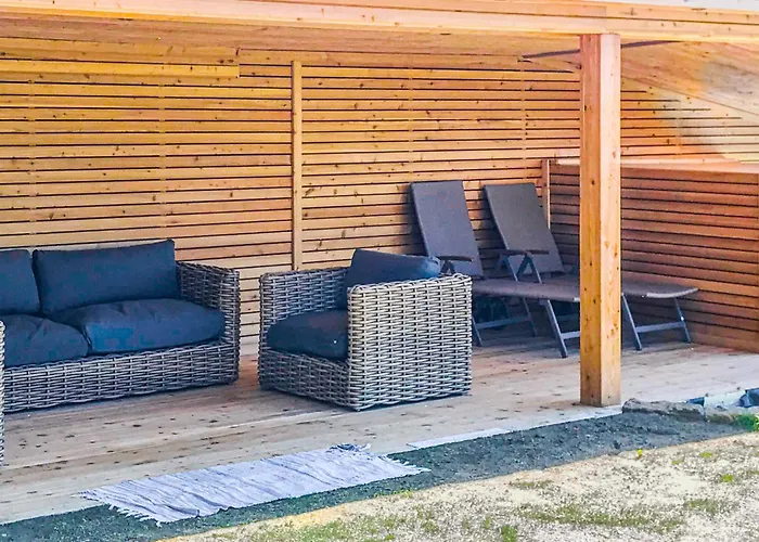 بيت للعطل Mit Pool Und Sauna *